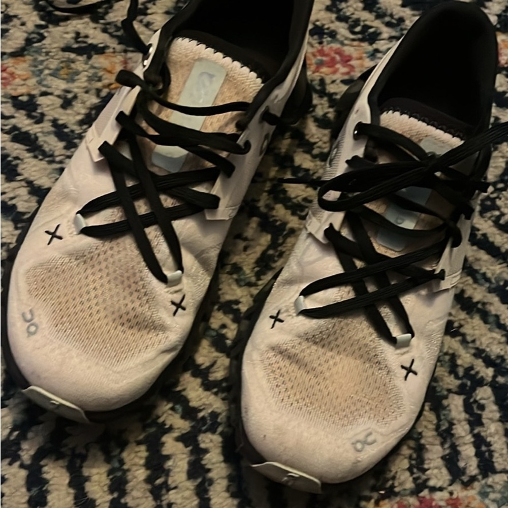 On Cloud Cloud X Sneakers